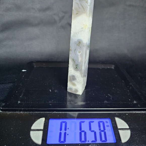 Green Moss Agate tower - Picture 8 of 8